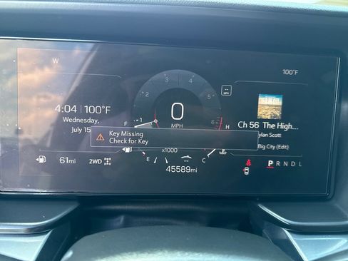 Used 2025 GMC Terrain Elevation AWD/4WD image 15