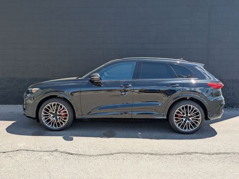 New 2026 Audi SQ5 Prestige AWD/4WD image 8