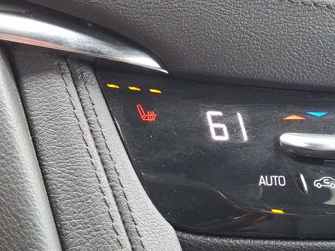 Used 2020 Cadillac XT5 Luxury FWD image 24