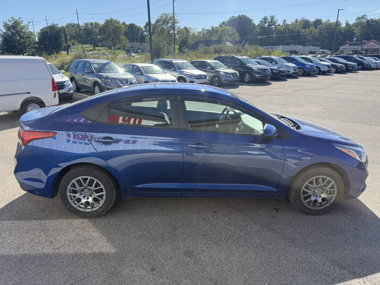Used 2021 Hyundai Accent SE FWD image 6