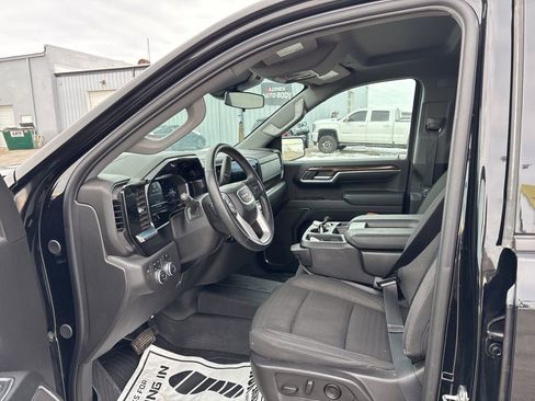 Used 2024 GMC Sierra 1500 Elevation image 31