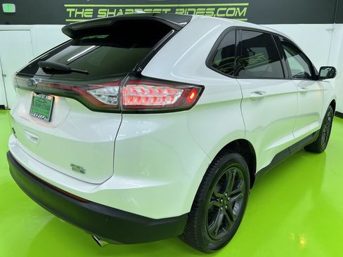 Used 2018 Ford Edge SEL w/ Equipment Group 201A AWD/4WD image 10