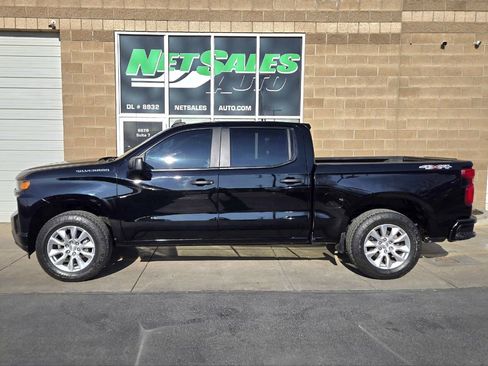 Used 2019 Chevrolet Silverado 1500 Custom image 2