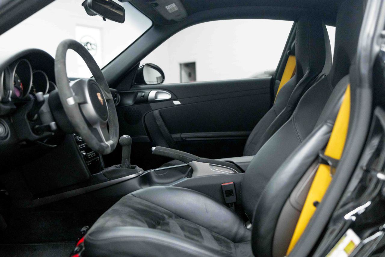 Used 2010 Porsche 911 GT3 RWD image 37