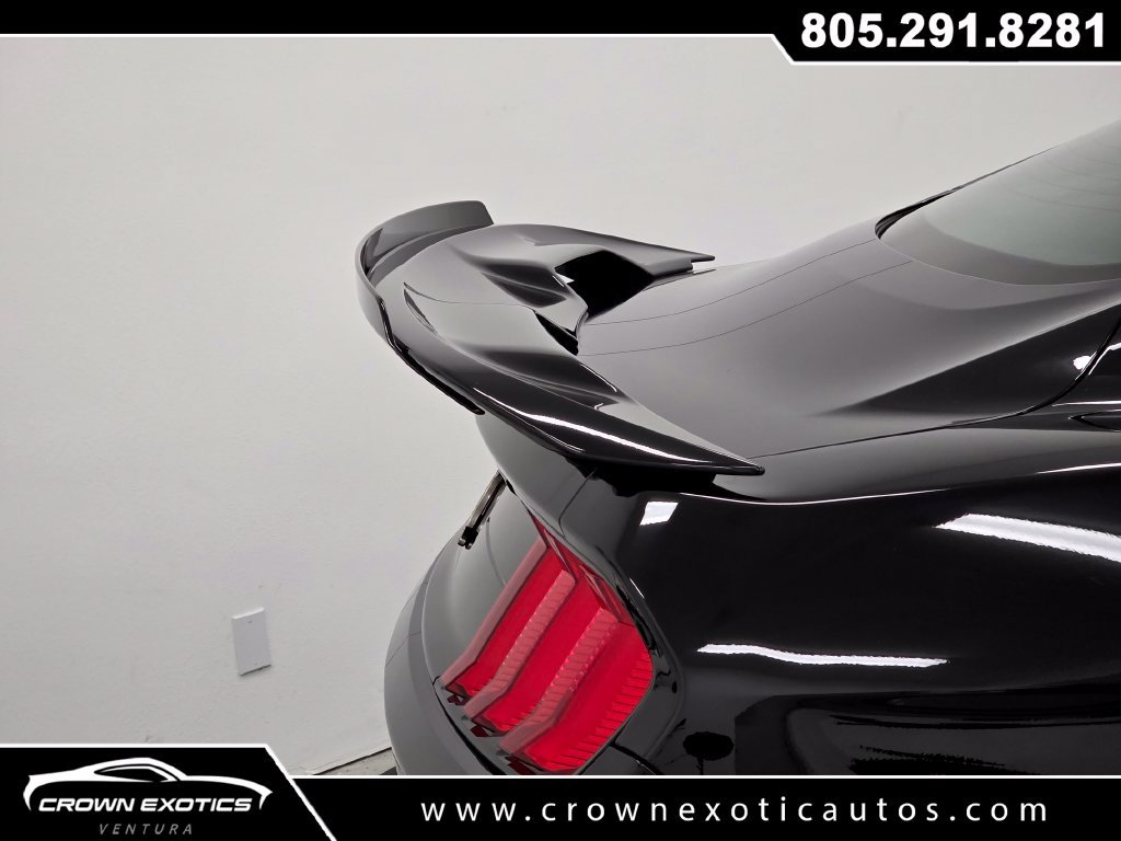 Used 2020 Ford Mustang Shelby GT500 w/ Technology Package RWD image 7