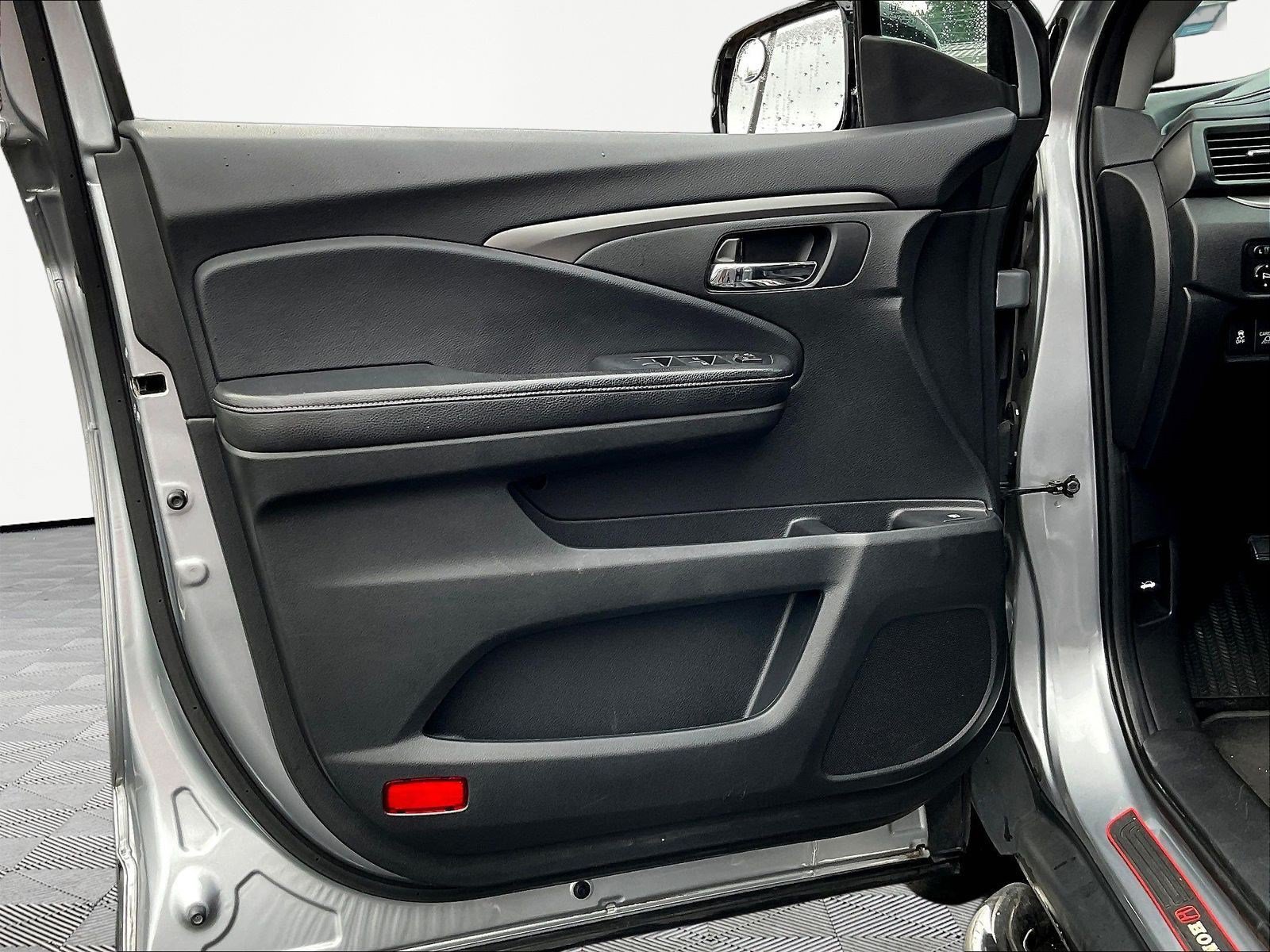 Certified 2019 Honda Ridgeline Sport image 20