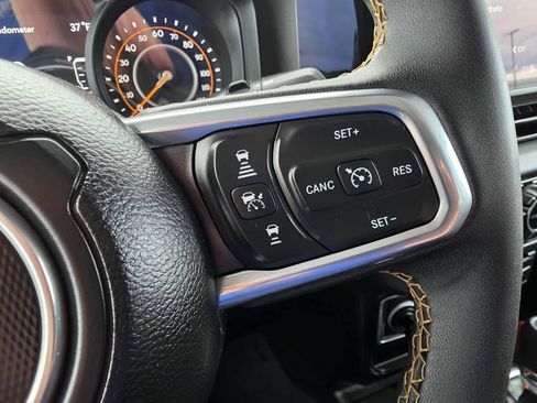 Used 2024 Jeep Wrangler Sahara w/ Technology Group image 14