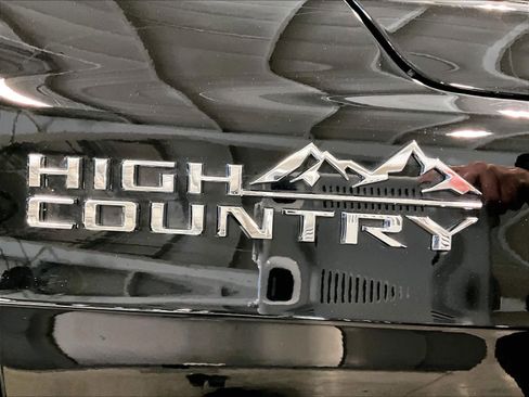 Used 2023 Chevrolet Tahoe High Country image 30