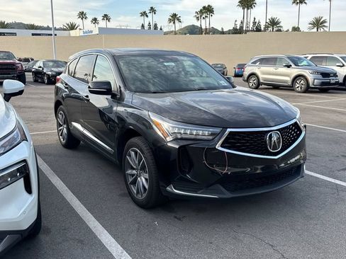 Certified 2023 Acura RDX w/ Technology Package image 2