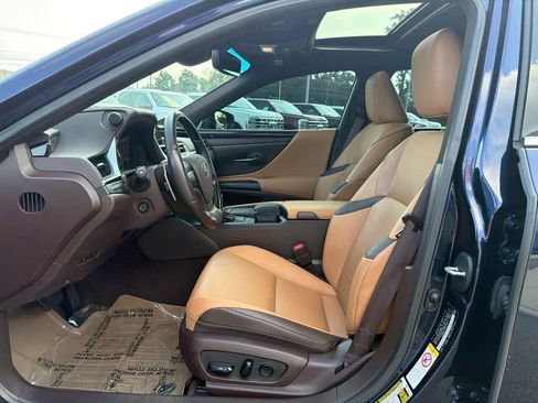 Used 2019 Lexus ES 350 w/ Premium Package FWD image 11