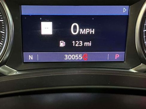 Used 2022 GMC Terrain AT4 w/ Infotainment Package II image 28