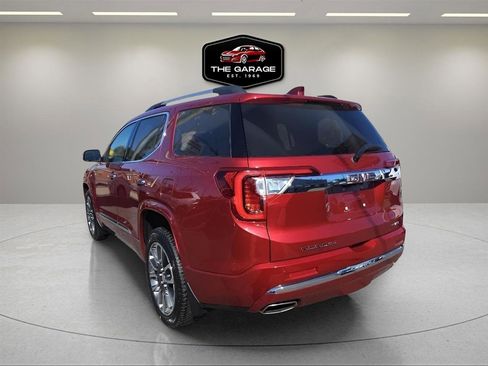 Used 2020 GMC Acadia Denali w/ Technology Package AWD/4WD image 3