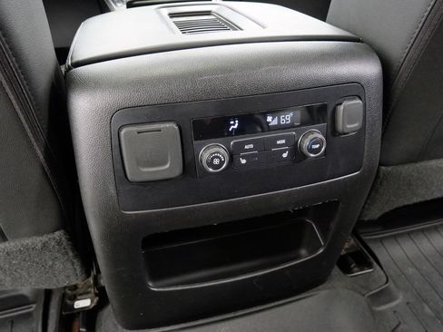 Used 2019 Chevrolet Tahoe Premier w/ RST 6.2L Performance Edition AWD/4WD image 20