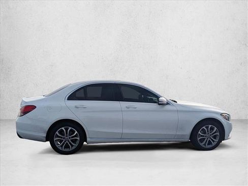 Used 2018 Mercedes-Benz C 300 4MATIC Sedan image 4