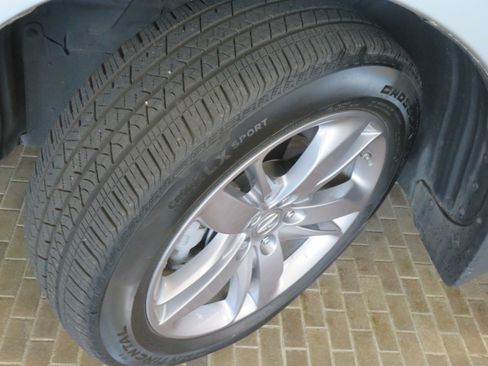 Used 2020 Acura RDX FWD w/ Advance Package image 11