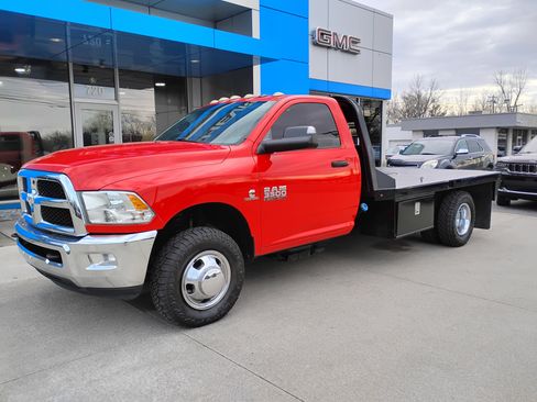 Used 2017 RAM 3500 Tradesman w/ Chrome Appearance Group image 22