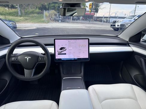 Used 2022 Tesla Model 3 Long Range AWD/4WD image 15