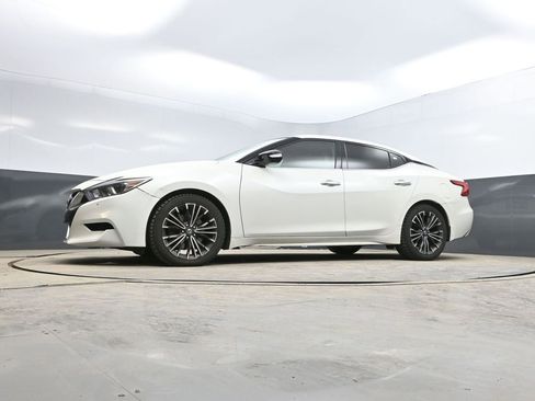 Used 2016 Nissan Maxima 3.5 SL image 26