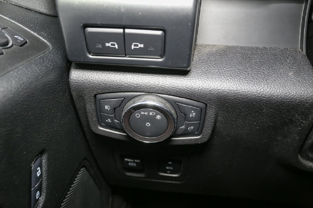 Used 2018 Ford F150 XLT w/ Equipment Group 302A Luxury AWD/4WD image 34