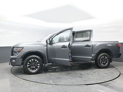 Used 2024 Nissan Titan PRO-4X w/ Pro-4x Utility Package AWD/4WD image 30