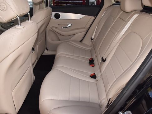 Used 2022 Mercedes-Benz GLC 300 image 14