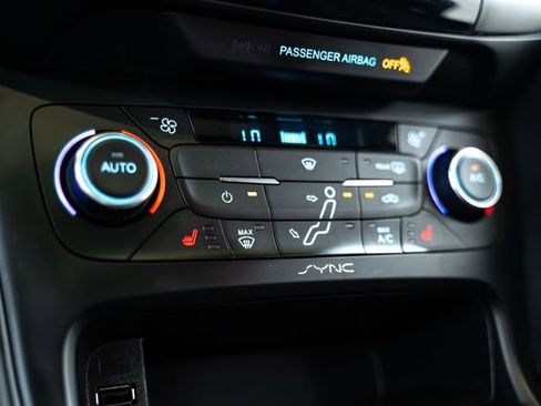 Used 2016 Ford Focus RS image 36