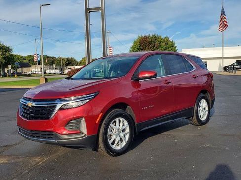 Used 2024 Chevrolet Equinox LT image 4