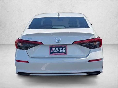 Used 2023 Honda Civic LX image 7