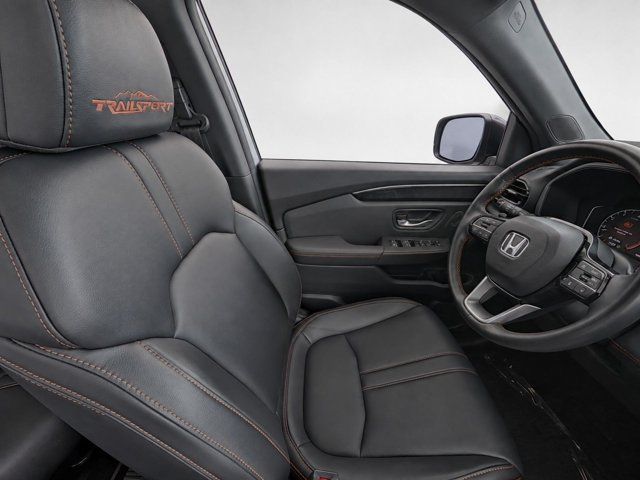 Used 2024 Honda Pilot TrailSport image 25