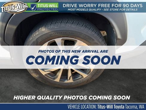 Certified 2022 Toyota Corolla Cross XLE w/ Convenience Package AWD/4WD image 5