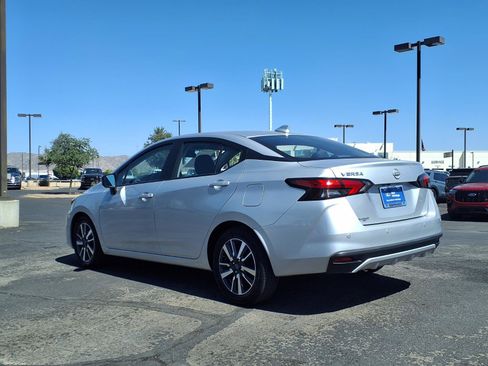 Used 2025 Nissan Versa SV w/ Trunk Package FWD image 4