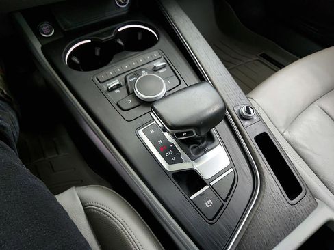 Used 2017 Audi A4 2.0T Ultra Premium w/ Convenience Package image 18