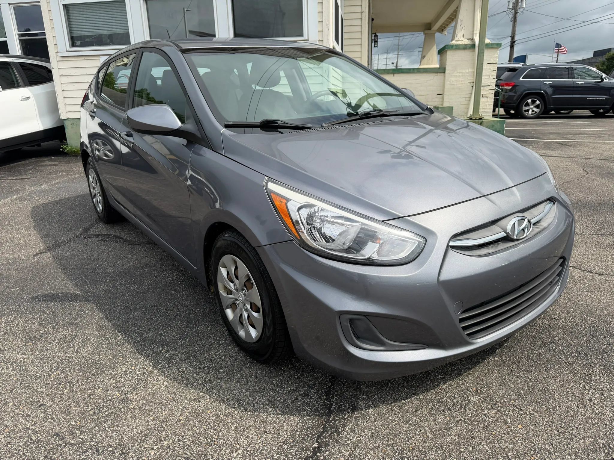Used 2017 Hyundai Accent SE FWD image 5