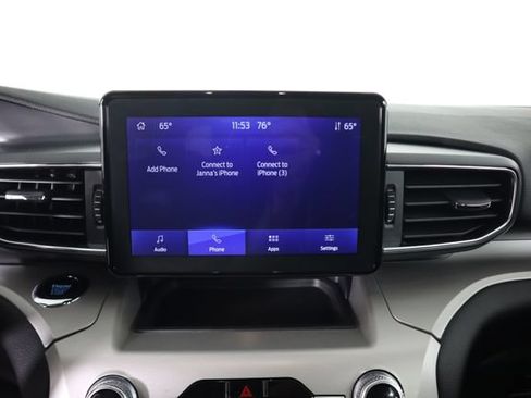 Used 2024 Ford Explorer XLT w/ Equipment Group 202A AWD/4WD image 52