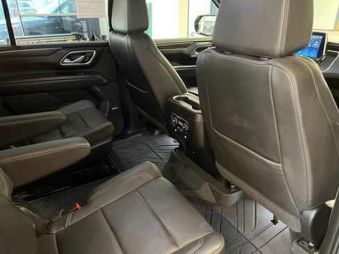 Used 2023 Chevrolet Tahoe Z71 w/ Luxury Package AWD/4WD image 45