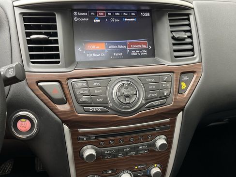 Used 2019 Nissan Pathfinder Platinum image 20