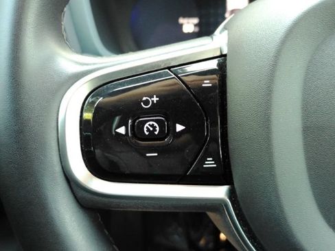 Used 2024 Volvo S60 B5 Plus w/ Climate Package FWD image 39