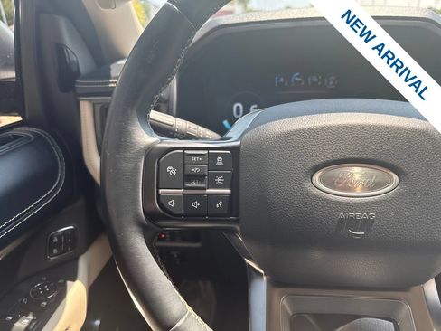 Used 2024 Ford Expedition Max Platinum AWD/4WD image 26