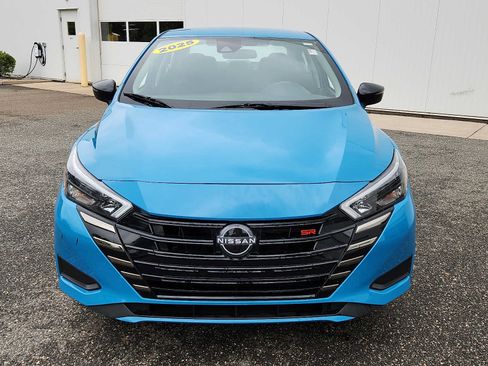 Used 2025 Nissan Versa SR FWD image 2
