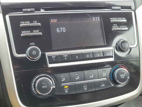 Used 2018 Nissan Altima 2.5 SR image 12