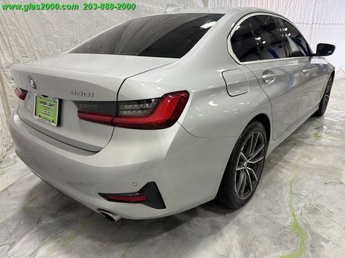Used 2019 BMW 330i xDrive Sedan w/ Driving Assistance Package AWD/4WD image 8