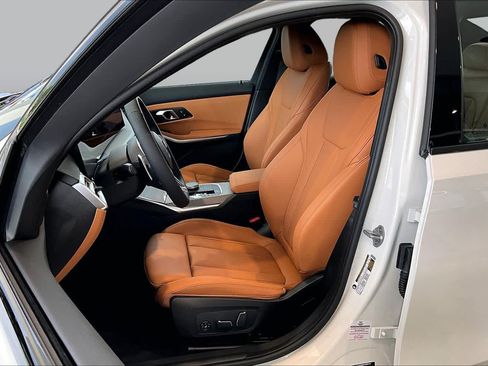 New 2026 BMW 330i Sedan w/ M Sport Package RWD image 9
