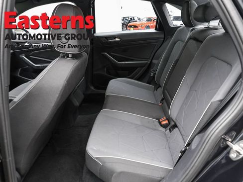 Used 2025 Volkswagen Jetta Sport FWD image 20