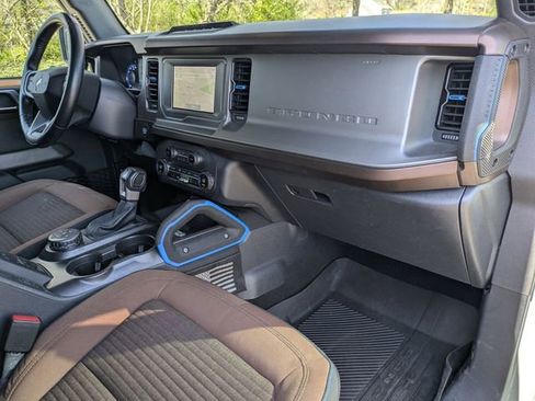 Used 2023 Ford Bronco Outer Banks w/ Sasquatch Package image 26