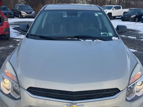 Used 2016 Chevrolet Equinox LS image 29