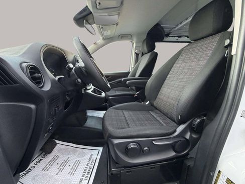 Used 2018 Mercedes-Benz Metris image 13