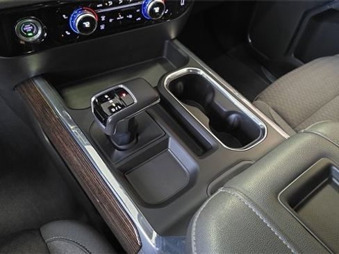 Used 2022 GMC Sierra 1500 Elevation image 24