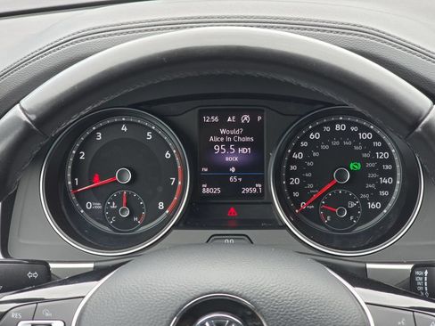 Used 2019 Volkswagen Atlas SE AWD/4WD image 11