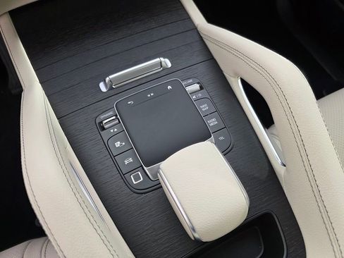 New 2026 Mercedes-Benz GLE 350 4MATIC image 16