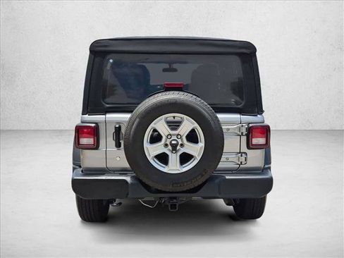 Used 2019 Jeep Wrangler Unlimited Sport S AWD/4WD image 7